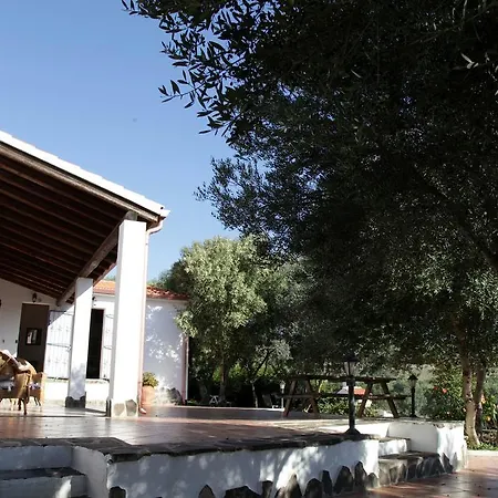Sa Ruscitta Bed & Breakfast *